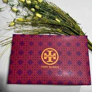 Tory Burch box